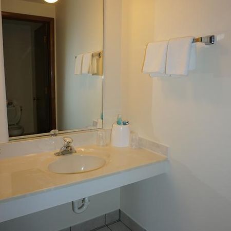 D-Lux Budget Inn Lemont Buitenkant foto